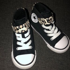 Like New! Toddler Converse High Top